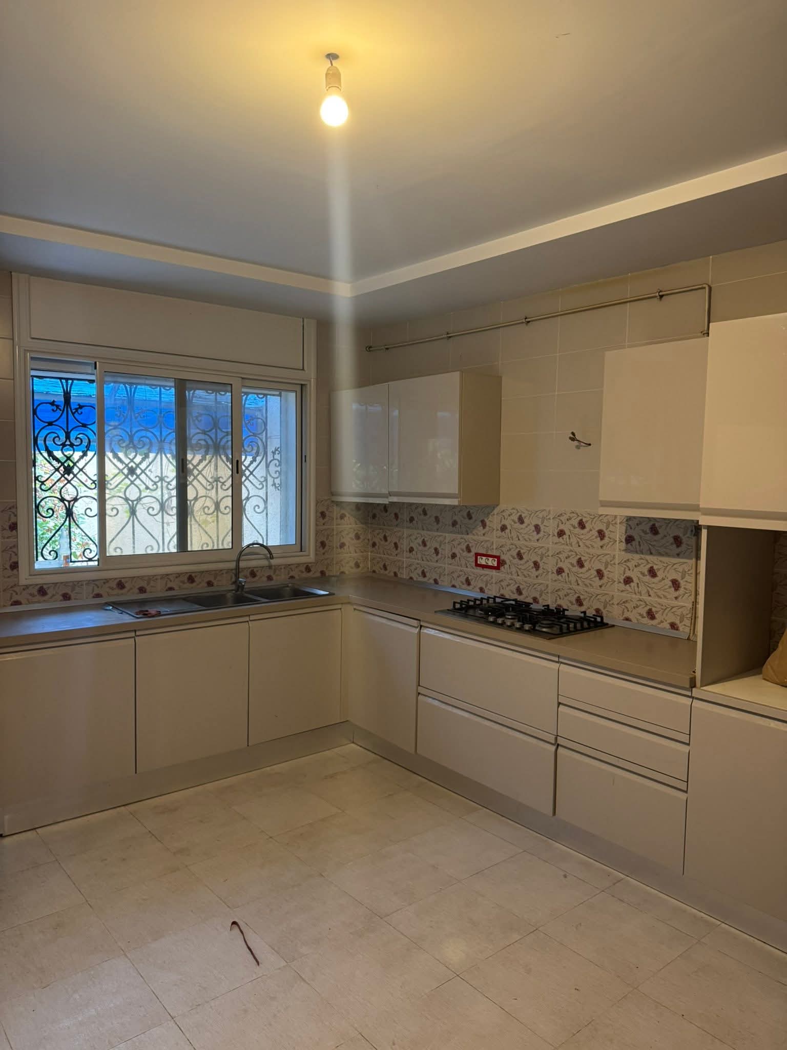 El Mourouj&nbsp;El Mourouj&nbsp;Location&nbsp;Maisons&nbsp;Offer villa mourouj 3