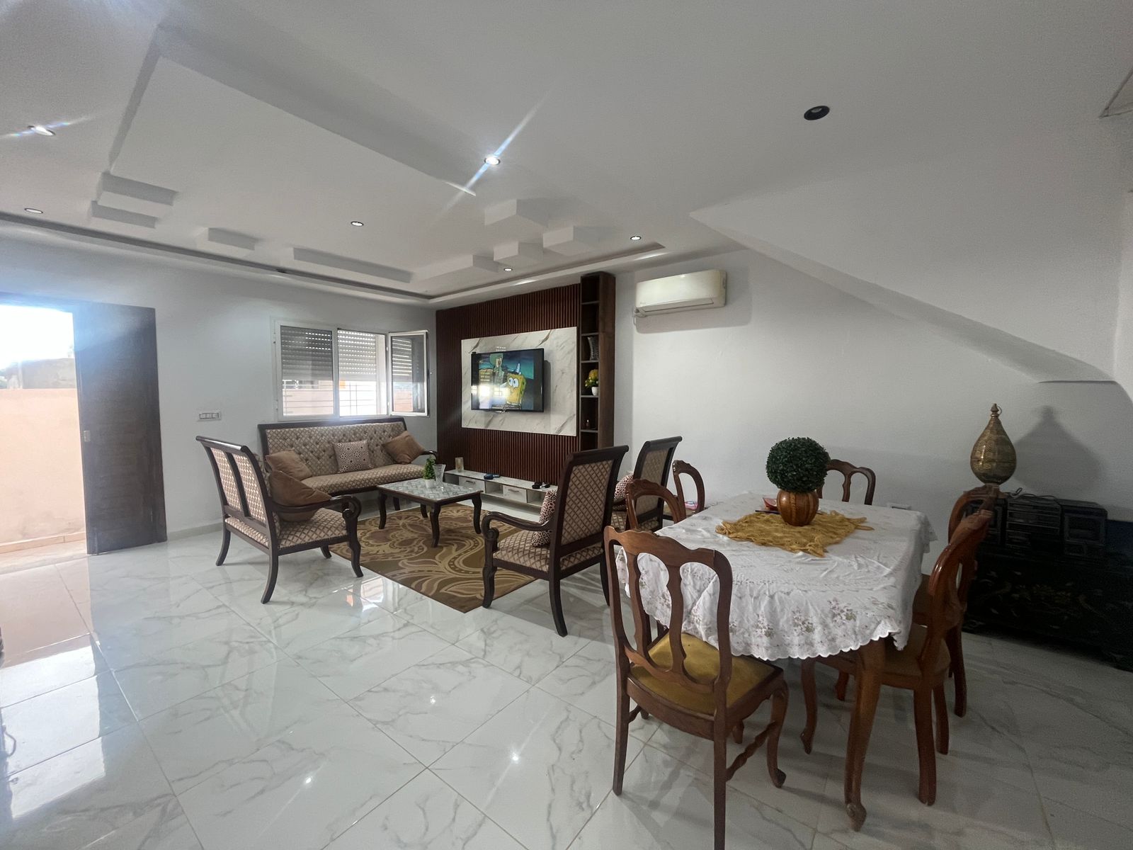 Hammamet&nbsp;Bir Bouregba&nbsp;Vente&nbsp;Appart. 4 pi�ces&nbsp;Maison cot� villa verde