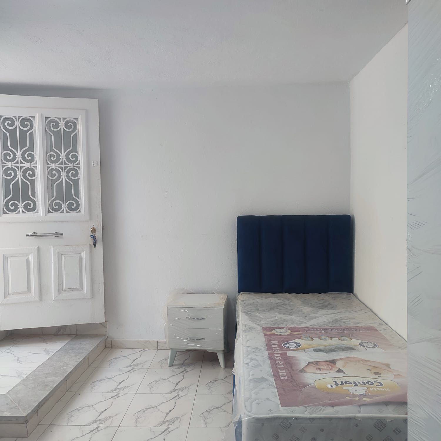 Ariana Ville&nbsp;El Menzah 5&nbsp;Location&nbsp;Appart. 1 pi�ce&nbsp;Studio neuf uv4