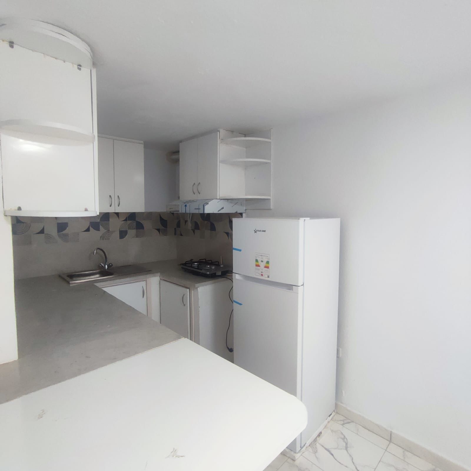 Ariana Ville&nbsp;El Menzah 5&nbsp;Location&nbsp;Appart. 1 pi�ce&nbsp;Studio neuf uv4