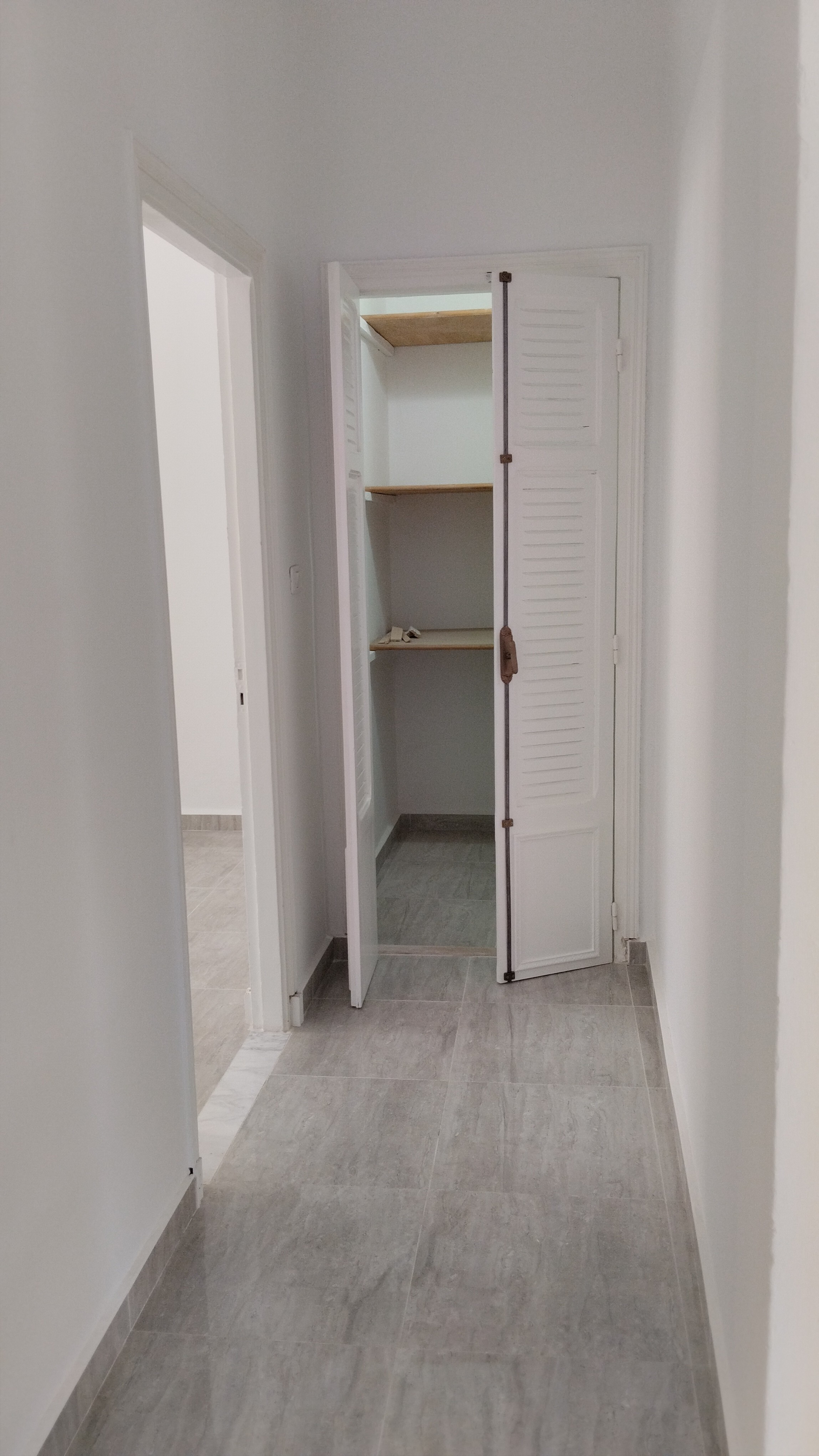 Ezzouhour (Tunis)&nbsp;Cite Essomrane&nbsp;Location&nbsp;Maisons&nbsp;Bel �tage de villa � cit� ezzouhour i