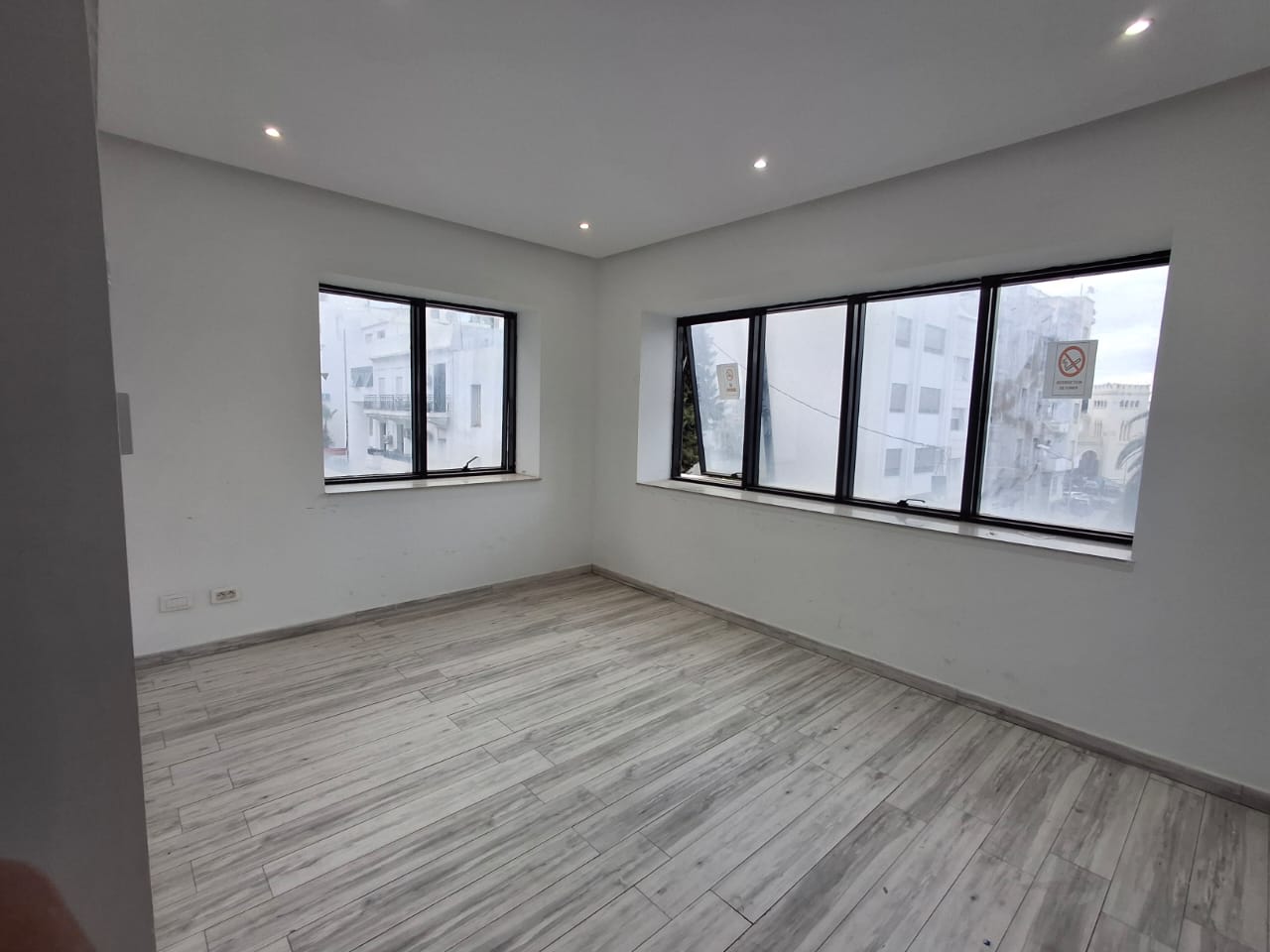 El Menzah Tunis Belvedere Location Appart. 4 pices Bureau jean d'arc business belvedere avec parking