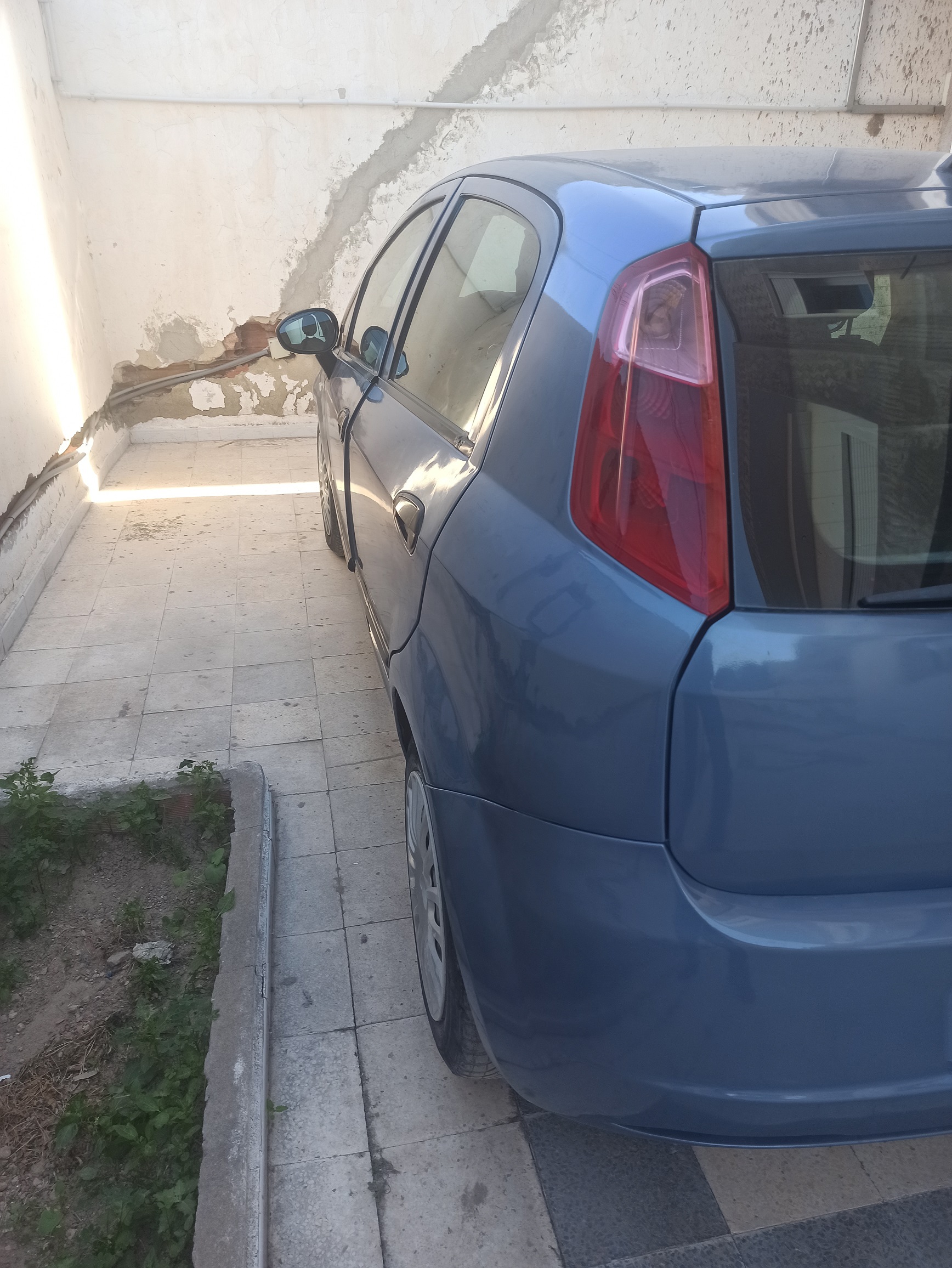 El Mourouj&nbsp;Cite El Mourouj 3 Bis&nbsp;Fiat&nbsp;Grande Punto&nbsp;Fiat grandi punto