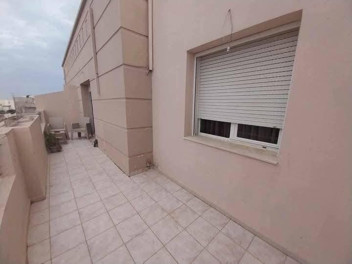 Ariana Ville&nbsp;Riadh Landlous&nbsp;Vente&nbsp;Appart. 5 pi�ces+&nbsp;S4  avec terrasse 430 md riadh el andalous