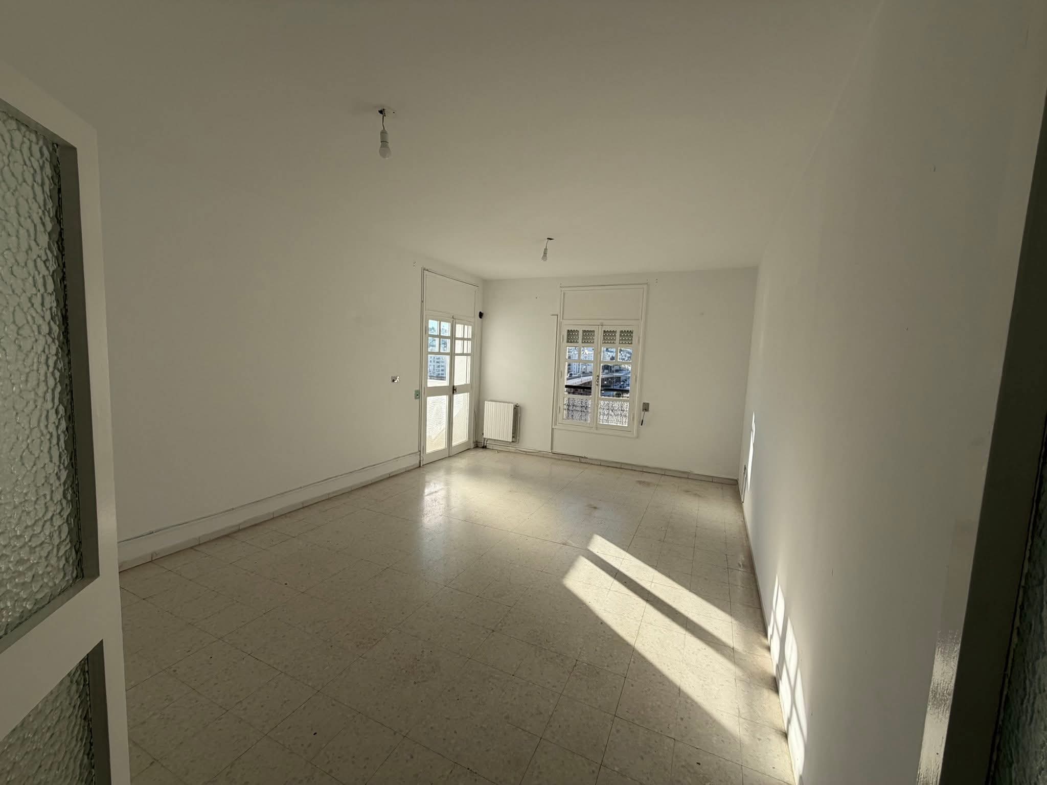 Ariana Ville&nbsp;Cite Ennasr 2&nbsp;Vente&nbsp;Appart. 4 pi�ces&nbsp;S3 320 md ennasr 2