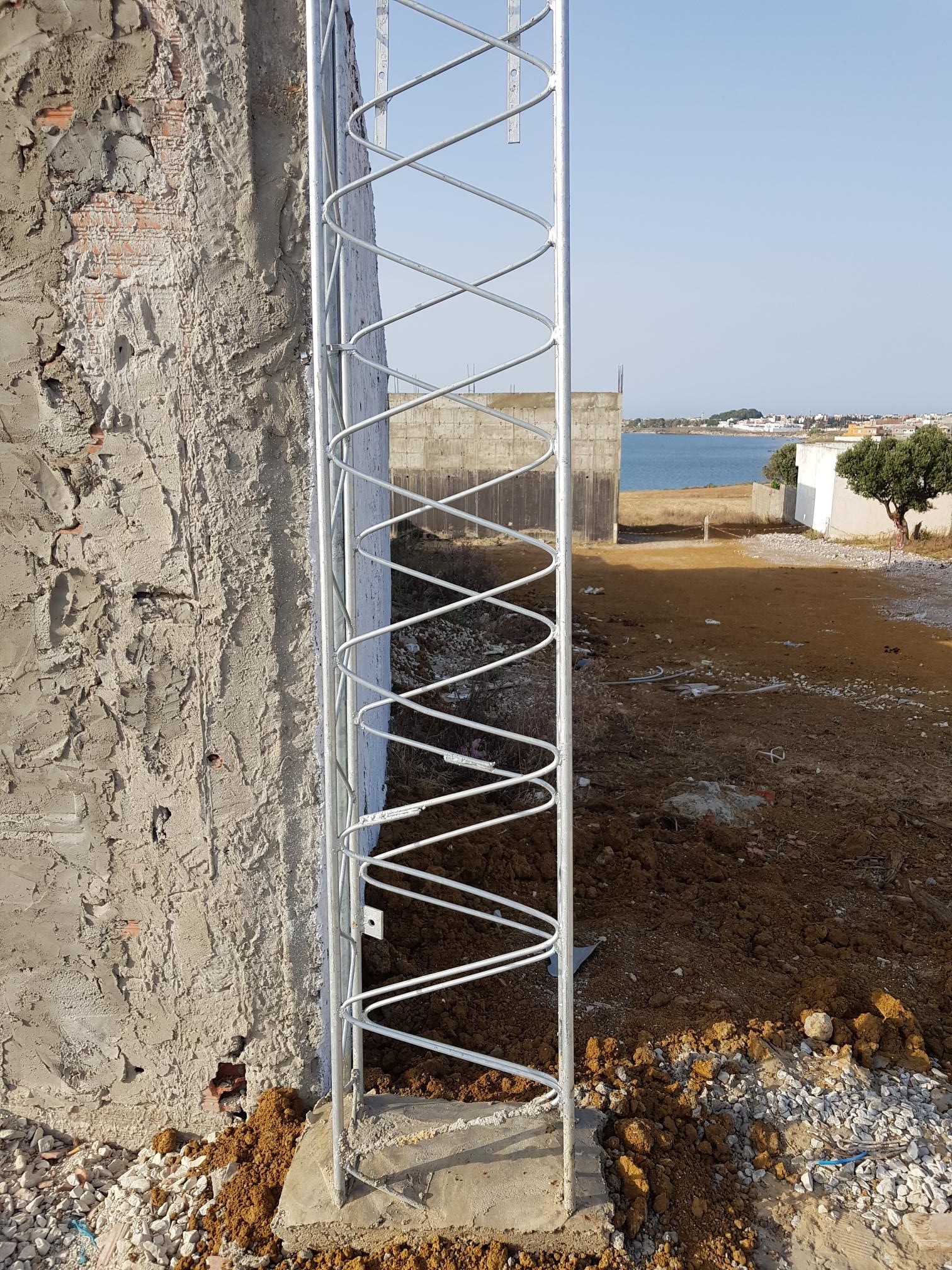 Menzel Jemil&nbsp;Menzel Abderrahman&nbsp;Terrain&nbsp;Terrain nu&nbsp;Terrain titr� avec emplacement id�ale