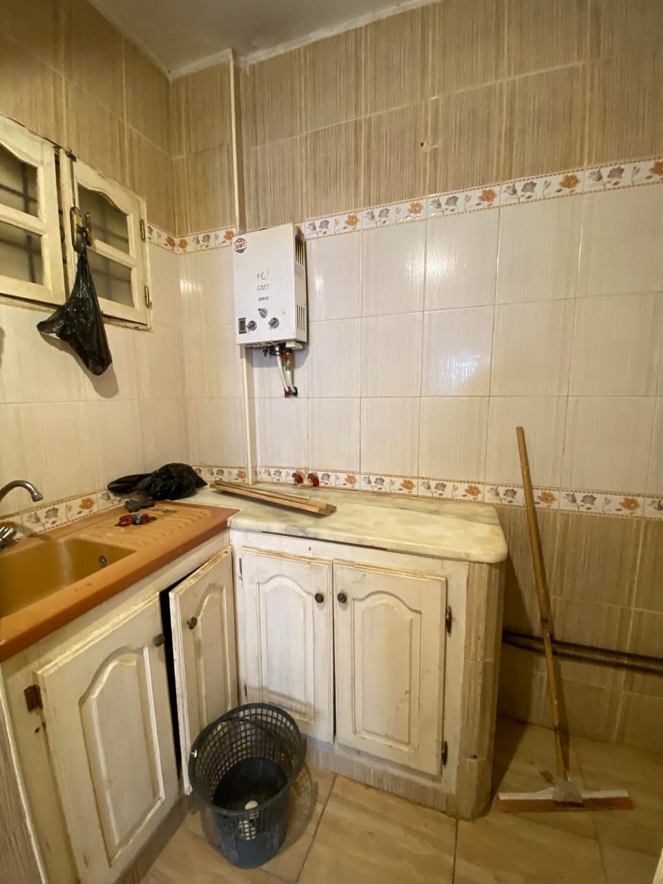 Bab Souika Bab El Assel Location Appart. 2 pices Appartement  l