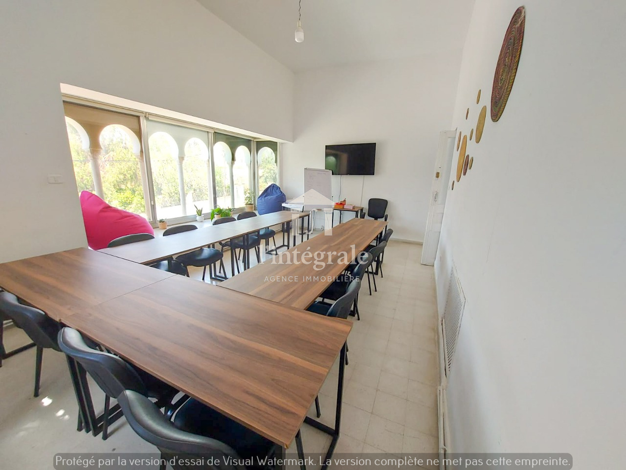 El Menzah&nbsp;Mutuelle Ville&nbsp;Bureaux & Commerces&nbsp;Bureau&nbsp;Superbe bureau moderne et meubl�  � mutuelle ville