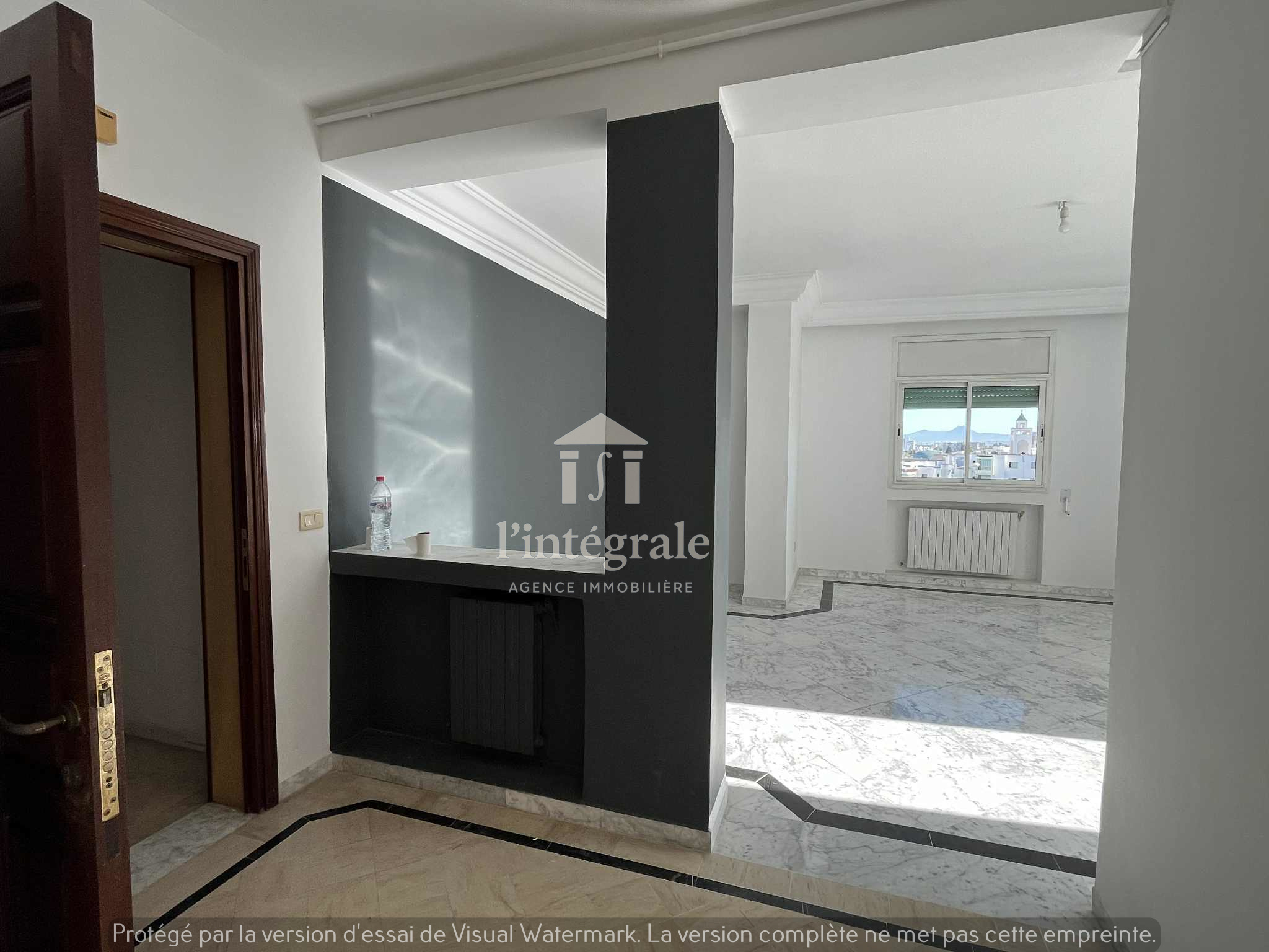 Ariana Ville&nbsp;Cite Ennasr 2&nbsp;Location&nbsp;Appart. 4 pi�ces&nbsp;Bel s3 de standing � enasser2