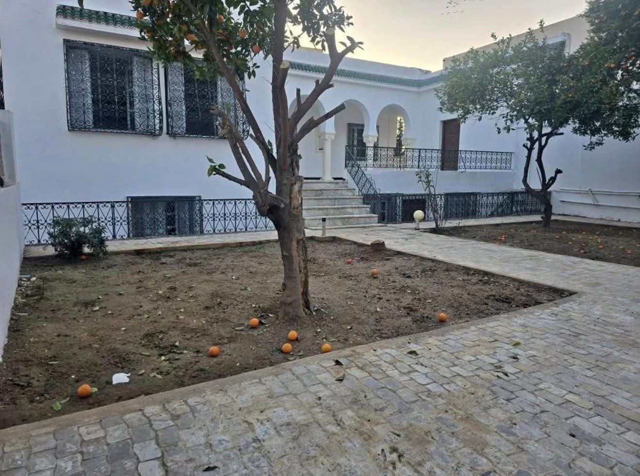 Ariana Ville El Menzah 6 Location Maisons Rdc villa s4 1700 d menzah 6