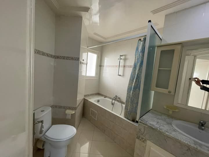 Ariana Ville Cite Ennasr 2 Location Appart. 4 pices S3 1450 d ennasr 2