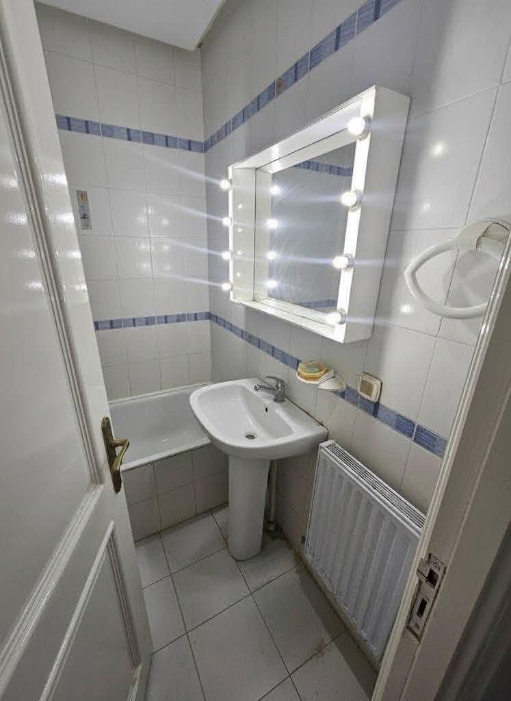 Ariana Ville El Menzah 7 Location Appart. 2 pices S1 meuble 1250 d menzah 7 bis