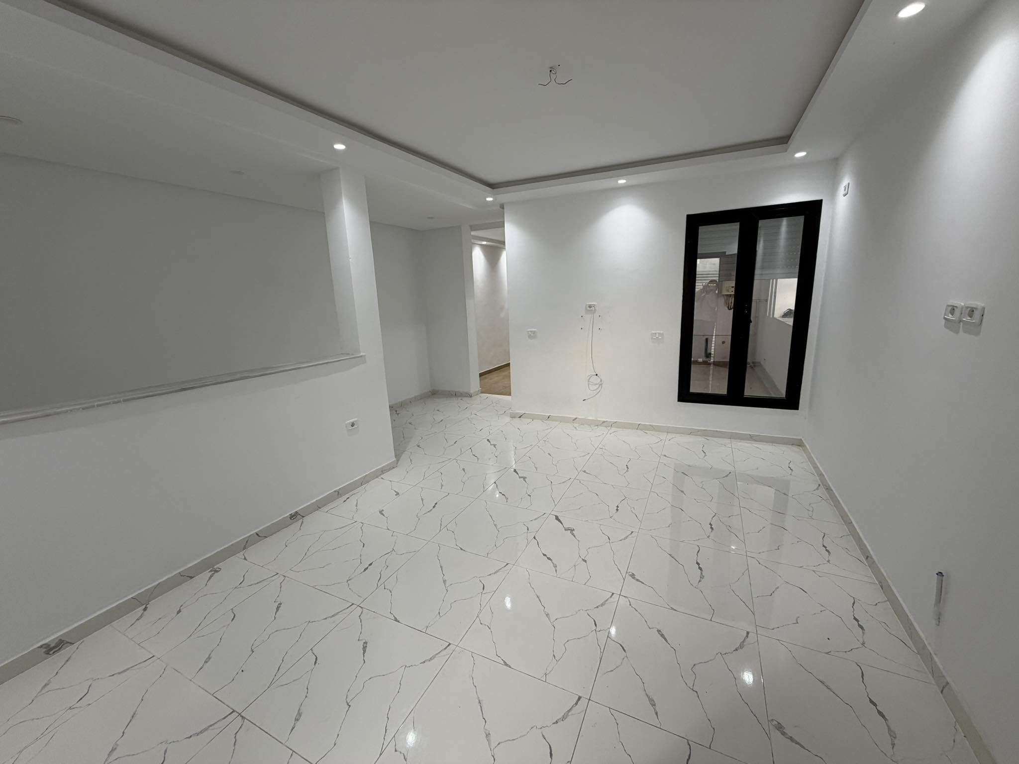 Ariana Ville Riadh Landlous Location Appart. 2 pices S1 rdc 650 d riadh el andalous