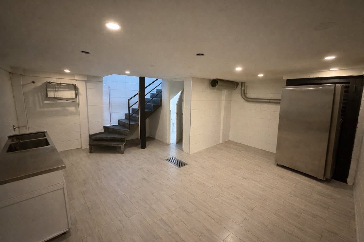 Ariana Ville&nbsp;Riadh Landlous&nbsp;Bureaux & Commerces&nbsp;Fond de Commerce&nbsp;Fonds de toutes commerce 155 md