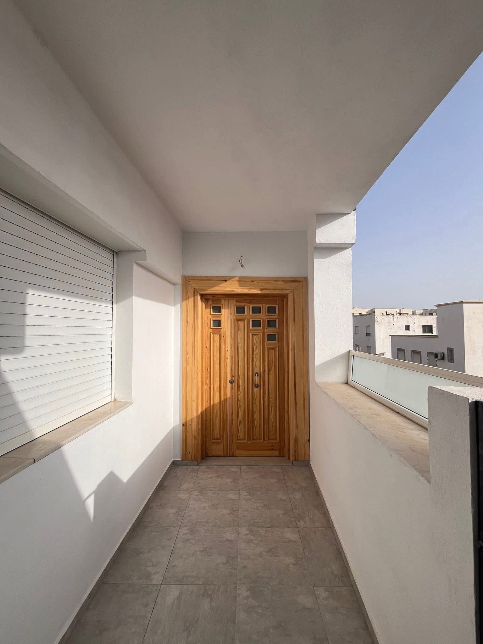 Ariana Ville&nbsp;Riadh Landlous&nbsp;Location&nbsp;Appart. 4 pi�ces&nbsp;Etage de villa s3 1400d riadh andalous