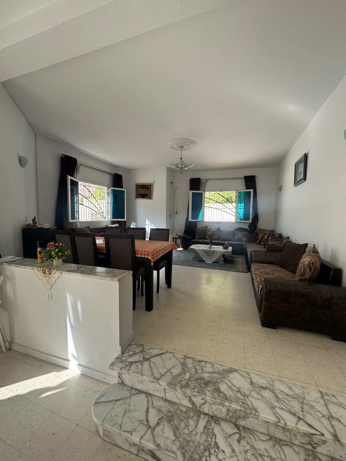 Sousse Jaouhara&nbsp;Cite Sahloul&nbsp;Vente&nbsp;Appart. 3 pi�ces&nbsp;Villa tr�s spacieuse � sahloul 3