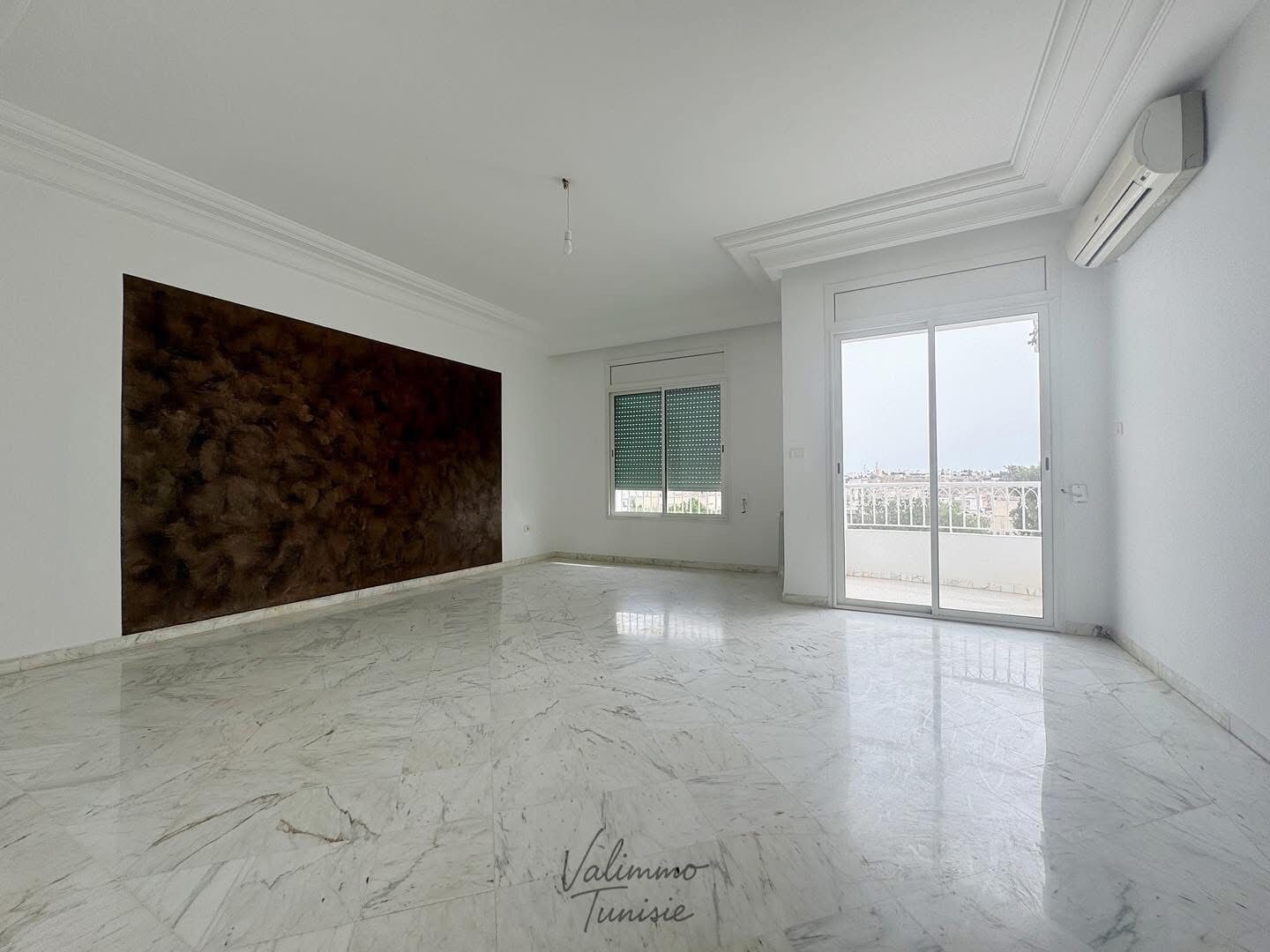 Mnihla Jardins d'el Menzah Vente Appart. 5 pices+ Appartement s4  jardin d'el menzah