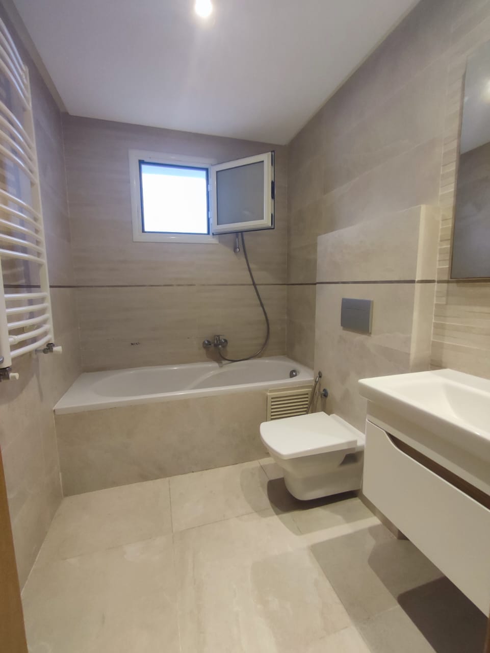 La Soukra Chotrana 1 Location Appart. 2 pices Appt s plus 2 a chotrana 1