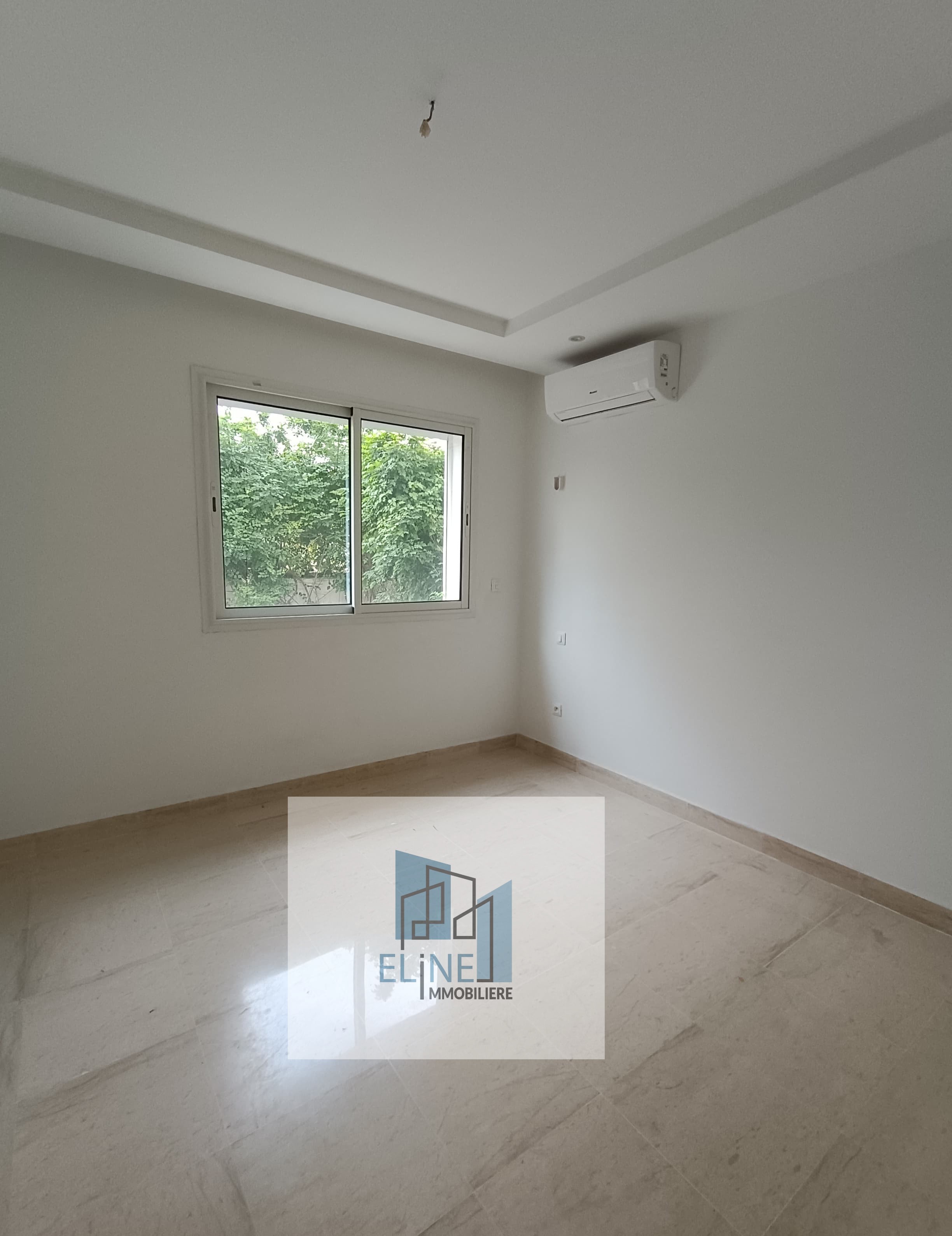 La Soukra&nbsp;La Soukra&nbsp;Location&nbsp;Appart. 1 pi�ce&nbsp;Appt s plus 1 avec jardin pres lc waikiki