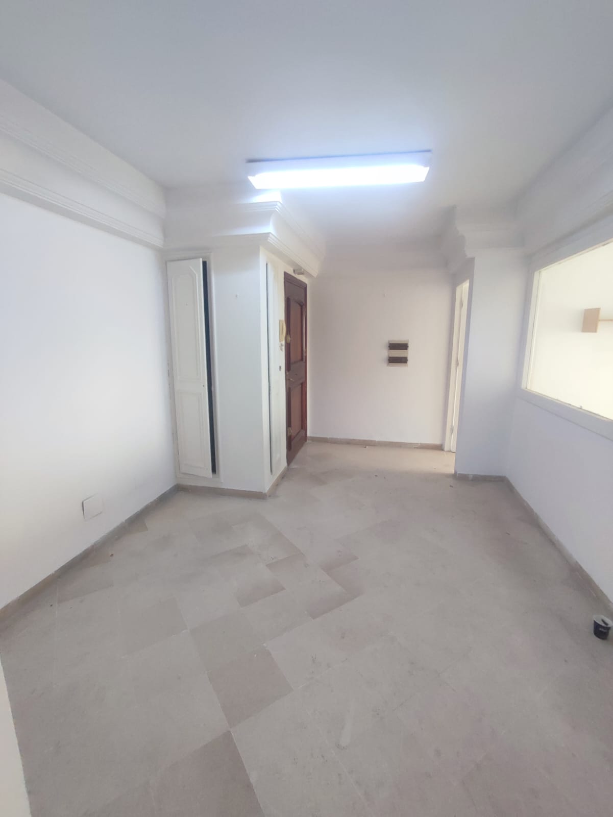 Cite El Khadra&nbsp;Kheireddine Pacha&nbsp;Location&nbsp;Appart. 3 pi�ces&nbsp;Bureau h plus 3 a montplaisir