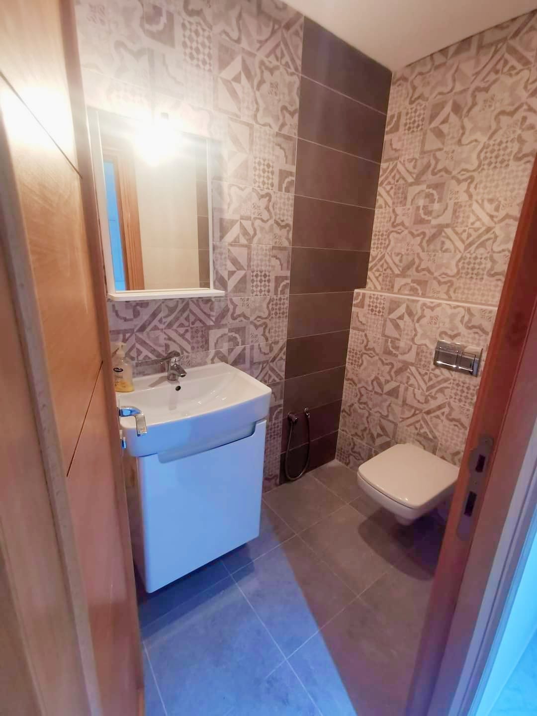 El Menzah El Menzah 9 Location Appart. 3 pices Superbe appartement s2  el menzah 9c