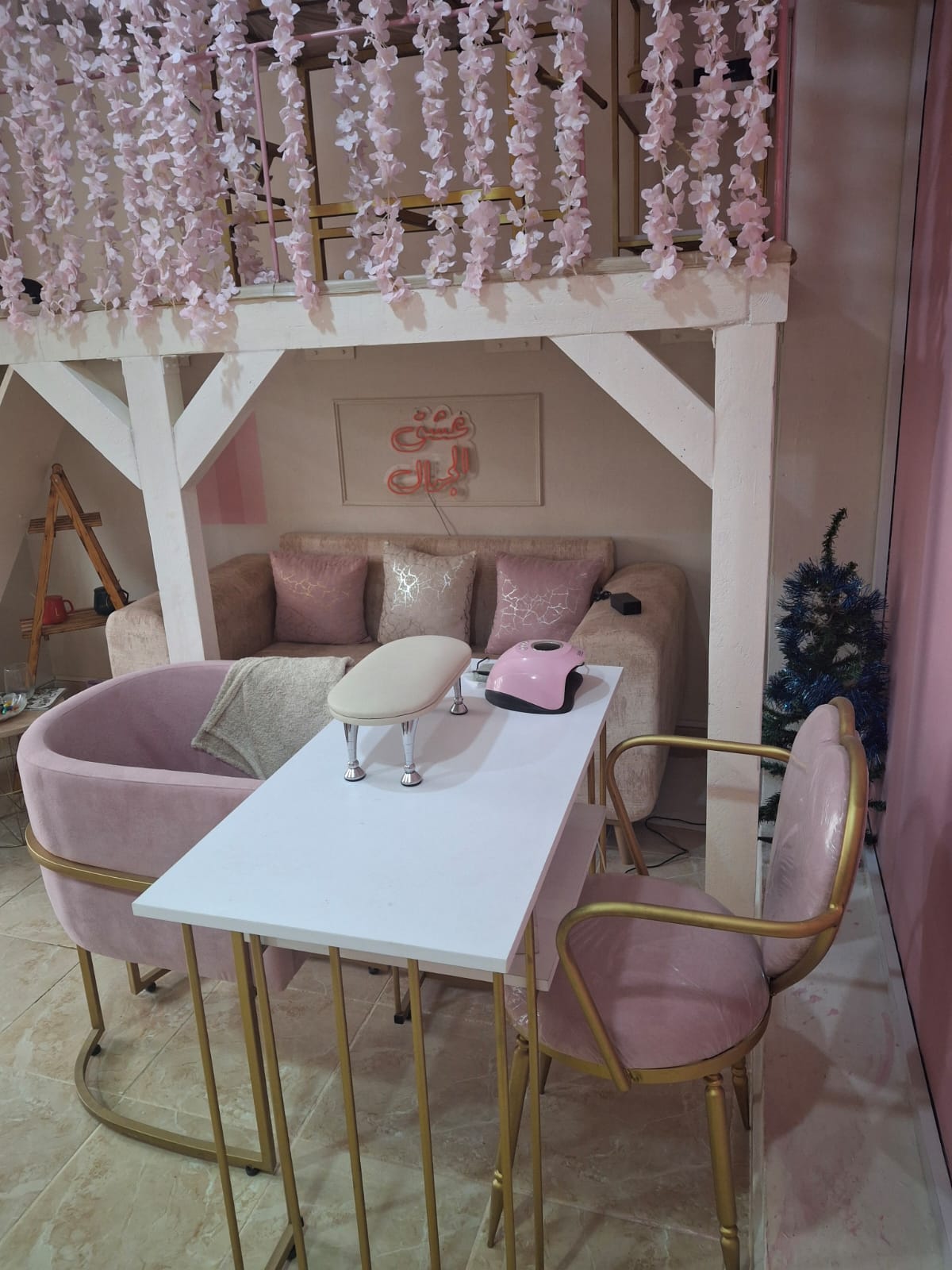 Ariana Ville&nbsp;El Menzah 5&nbsp;Location&nbsp;Surfaces&nbsp;Salon esth�tique et onglerie menzah 5