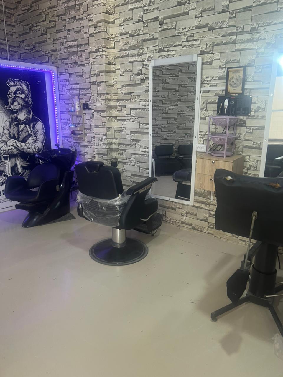 Ariana Ville&nbsp;Ariana&nbsp;Location&nbsp;Surfaces&nbsp;Salon coiffure hommes ariana