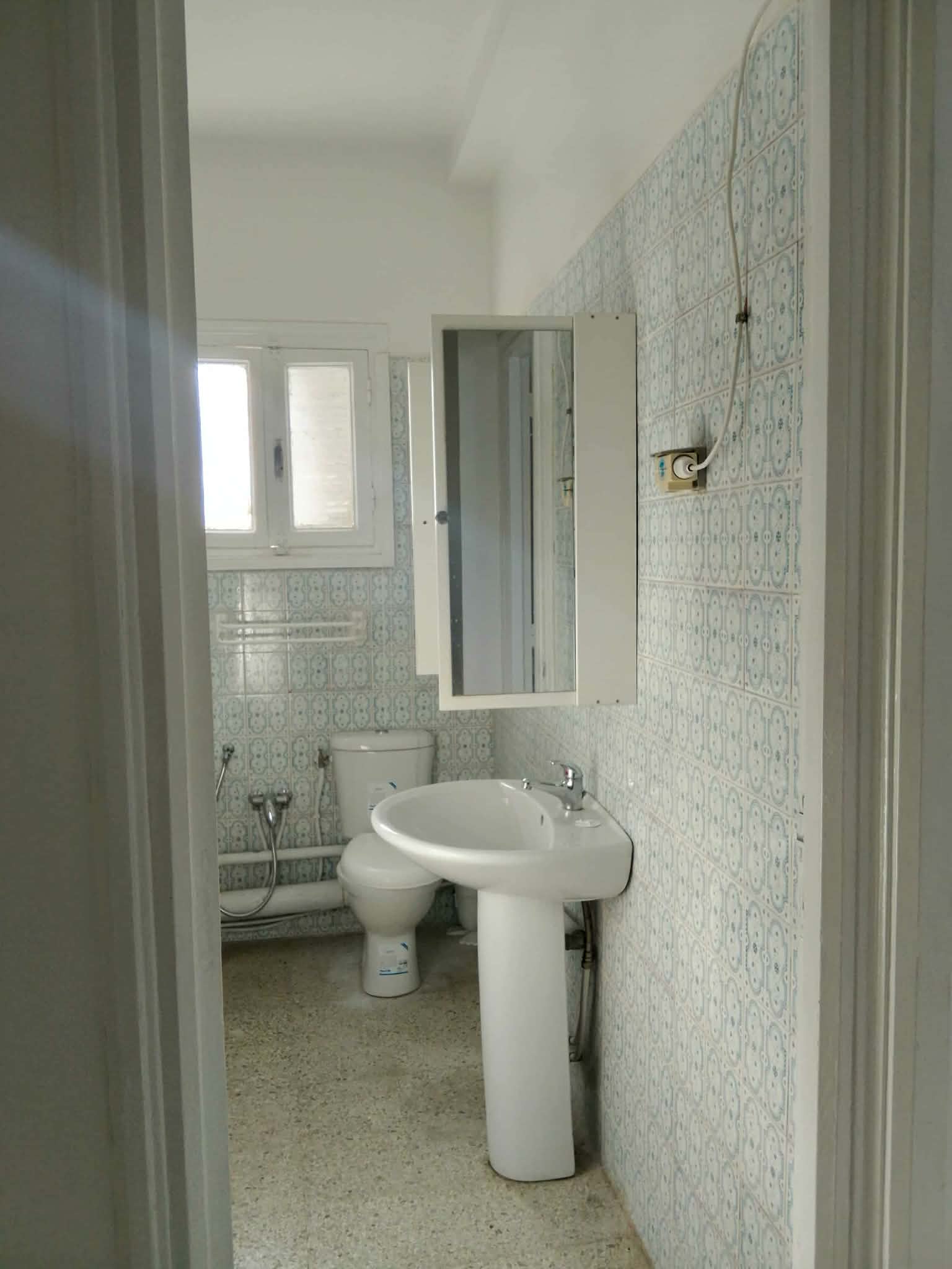 El Menzah El Manar 2 Location Appart. 2 pices Appartement manar 2 prix 900