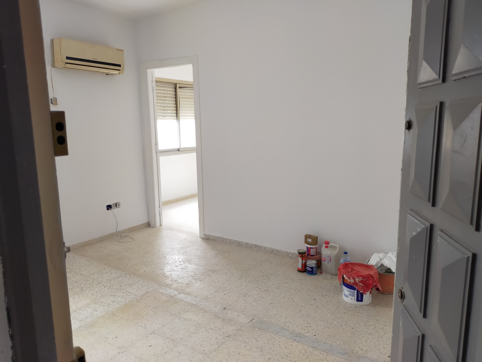 El Menzah El Manar 1 Location Appart. 1 pice Coquette appartement manar 1