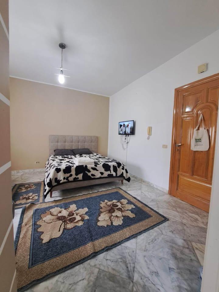 Ariana Ville&nbsp;Cite Ennasr 2&nbsp;Location&nbsp;Maisons&nbsp;S0 meubl� a ennaser 2