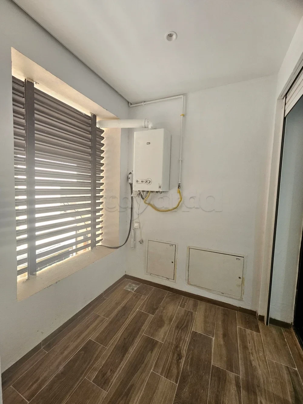 Ariana Ville&nbsp;Cite Du Jardin&nbsp;Location&nbsp;Appart. 1 pi�ce&nbsp;S1 a jardin el manzah 2