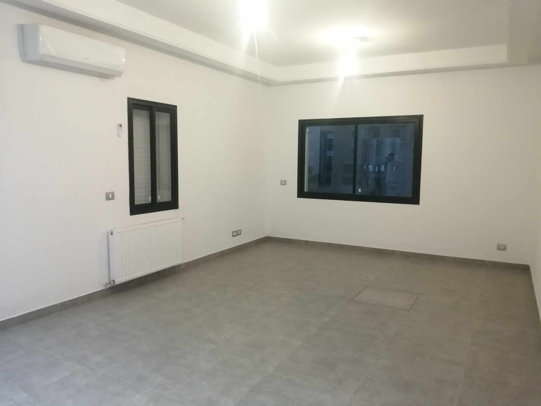 Ain Zaghouan Jardins de Carthage Location Appart. 5 pices+ Appartement s4 jardin de carthage