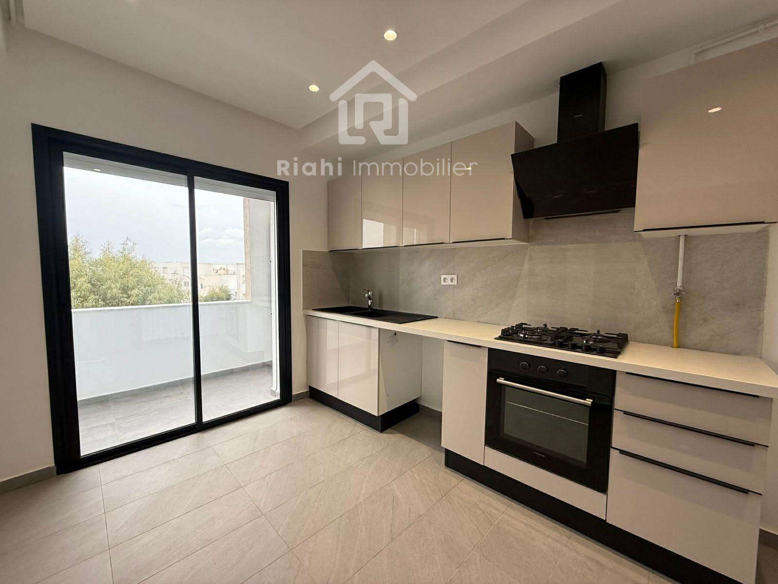 El Kram&nbsp;Le Kram&nbsp;Location&nbsp;Appart. 3 pi�ces&nbsp;Appartements haut standing de types  s3