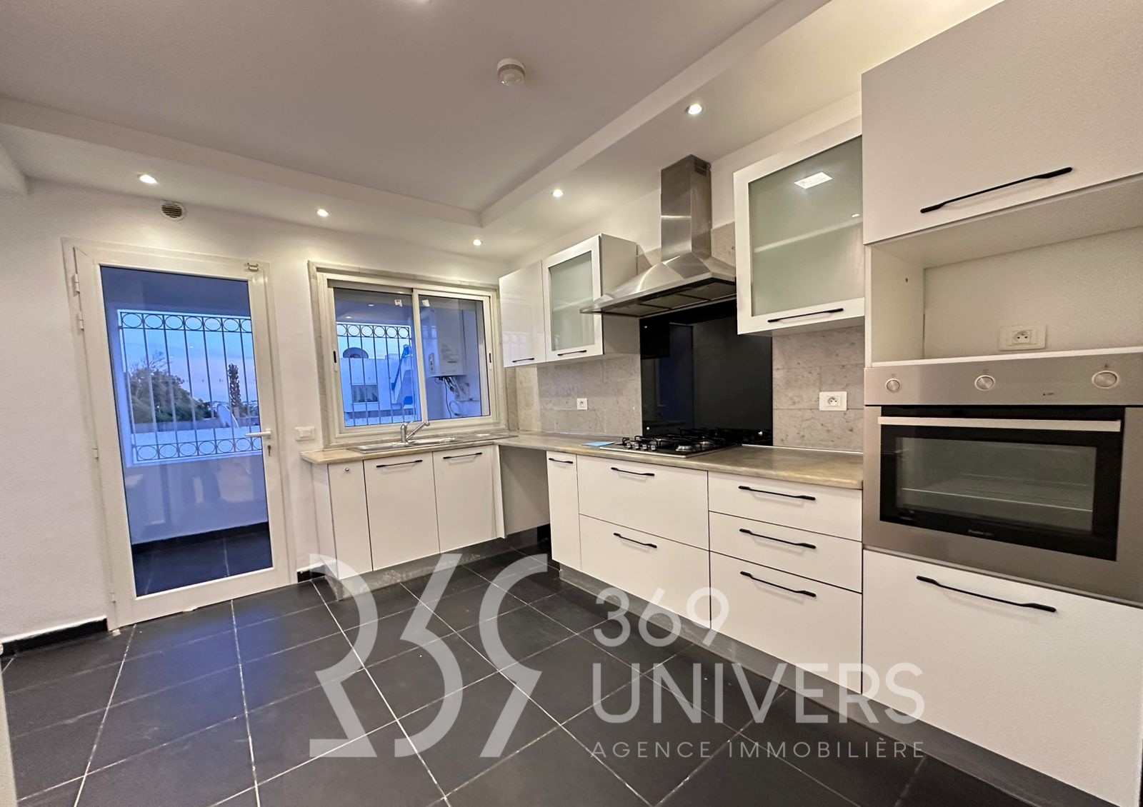 La Marsa Marsa Safsaf Location Appart. 3 pices Appartement vue sur mer  la marsa ref ra160