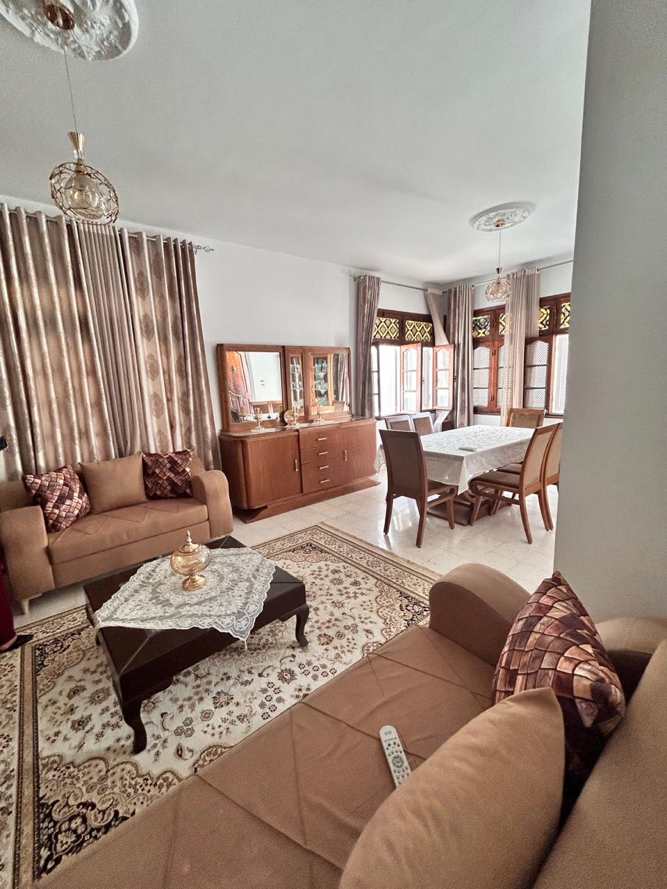 Mannouba Denden Vente Appart. 3 pices Av grande villa den den