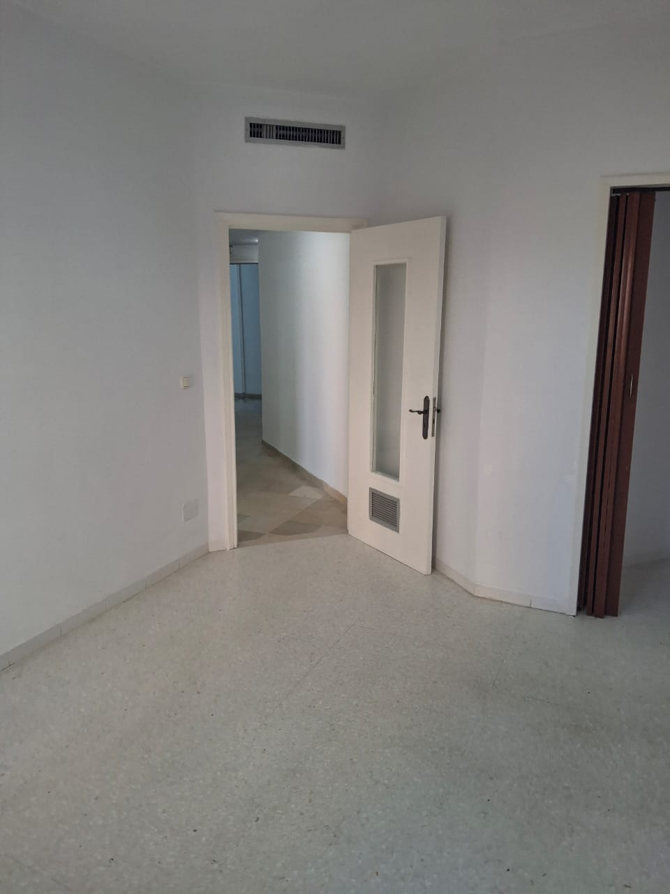 Bab Bhar&nbsp;Montplaisir&nbsp;Location&nbsp;Appart. 2 pi�ces&nbsp;Bureau haut standing montplaisir