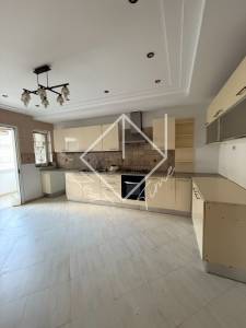 Raoued&nbsp;Cite El Ghazala 1&nbsp;Location&nbsp;Maisons&nbsp;Etage de villa s3    cit ref252a