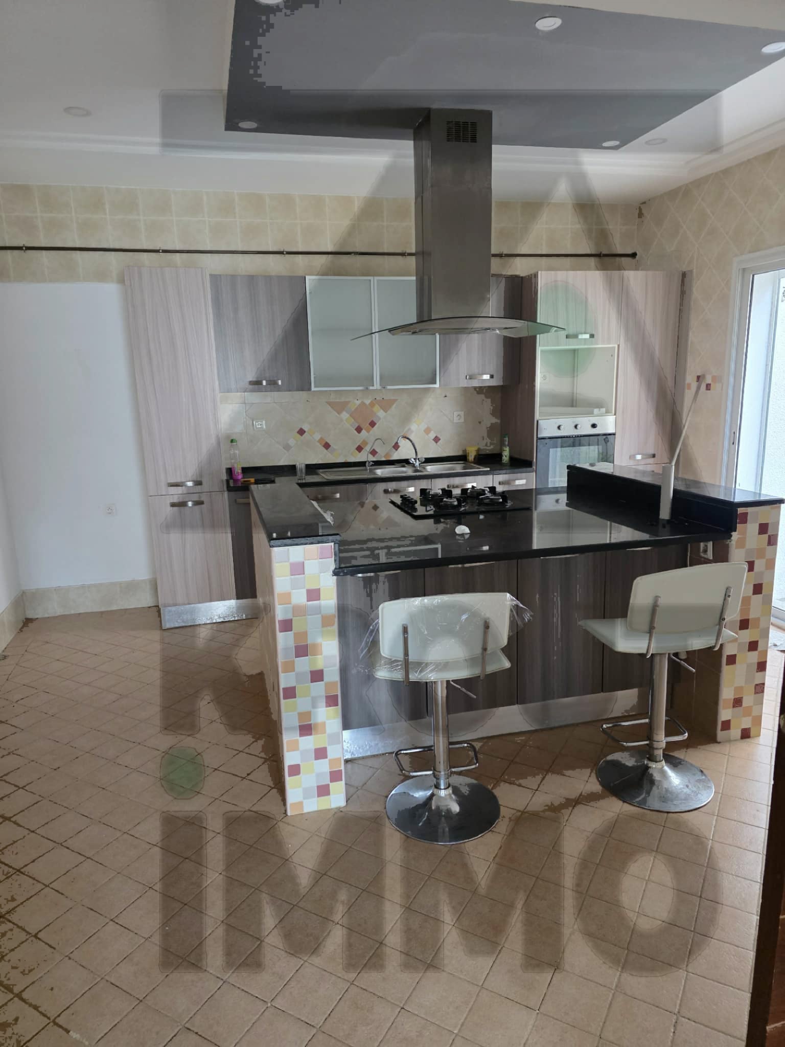 La Soukra Chotrana 1 Location Maisons Villa avec piscine meubl ou vide chotrana