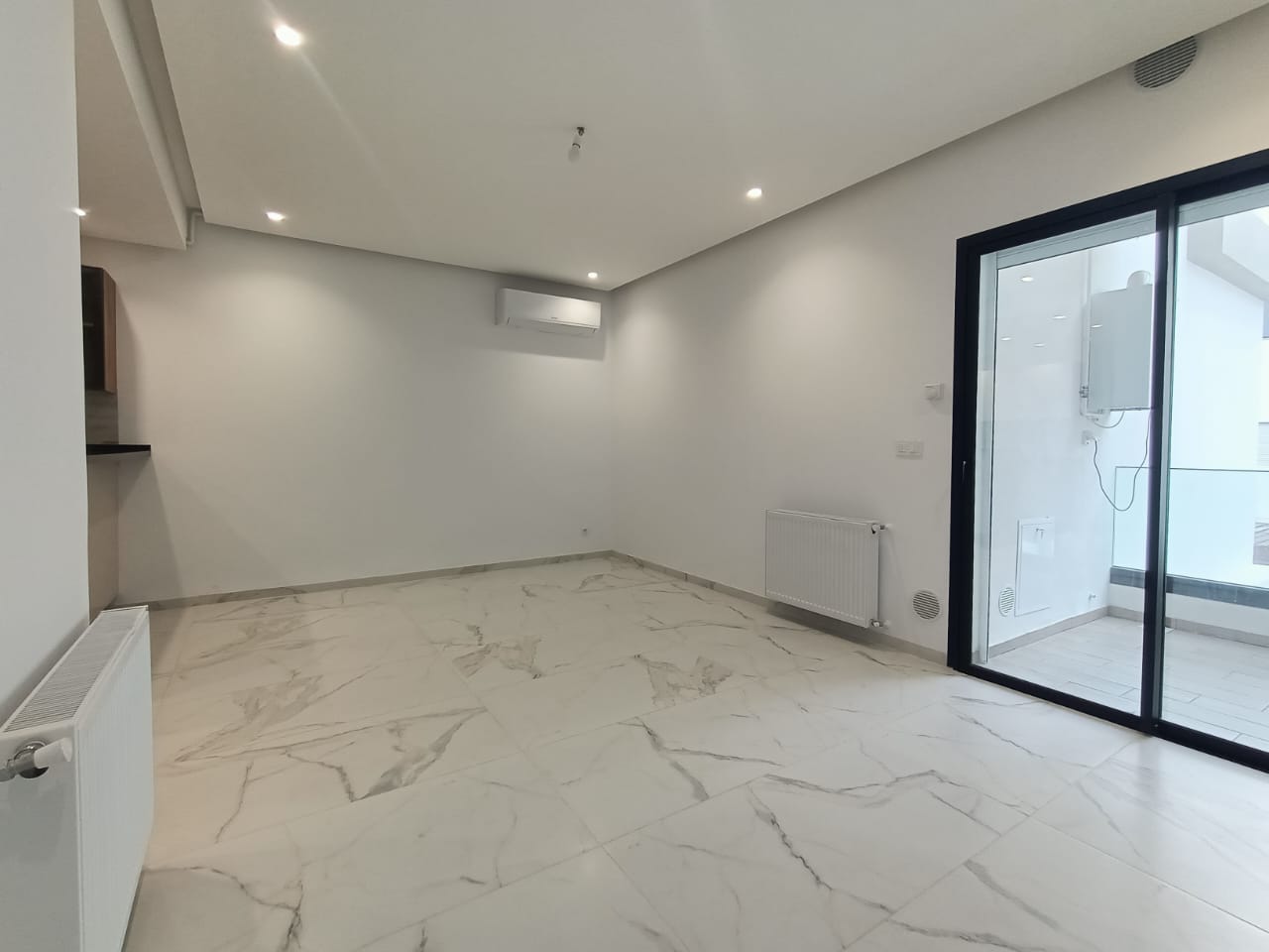 La Marsa El Aouina Location Appart. 2 pices Appt s1 jamais habit  la nouvelle soukra