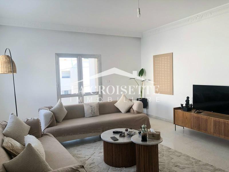 La Marsa Cite El Moustakbel (La Marsa) Location Appart. 3 pices Etage de villa s2 meubl  la marsa zel0576
