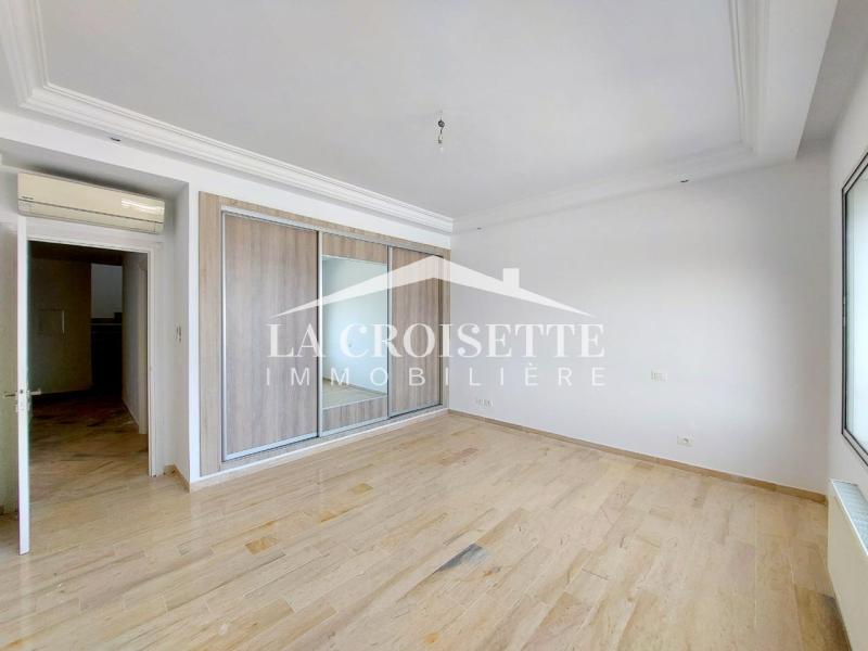 La Marsa&nbsp;Cite El Moustakbel (La Marsa)&nbsp;Location&nbsp;Maisons&nbsp;Triplex s4 vue mer � la marsa ztrl0108