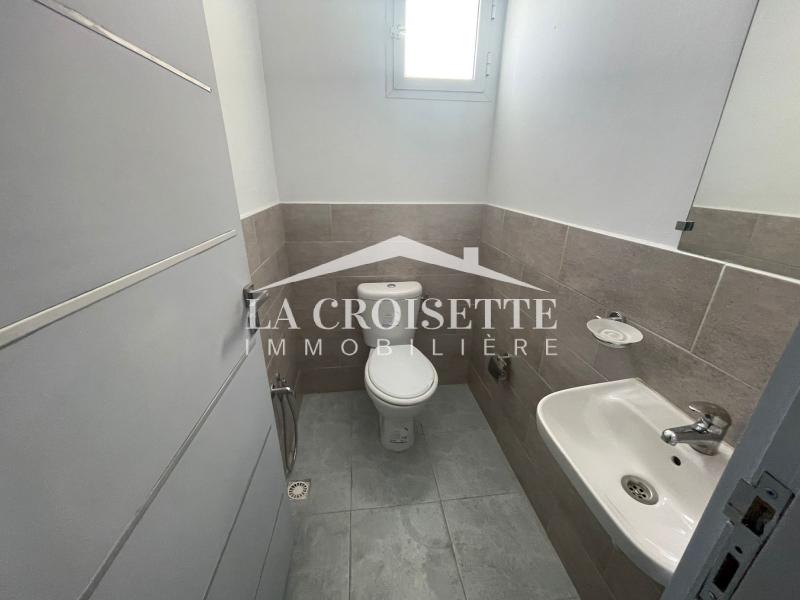 La Marsa&nbsp;Berge Du Lac&nbsp;Bureaux & Commerces&nbsp;Bureau&nbsp;Bureau h6 au lac1 zbl0570