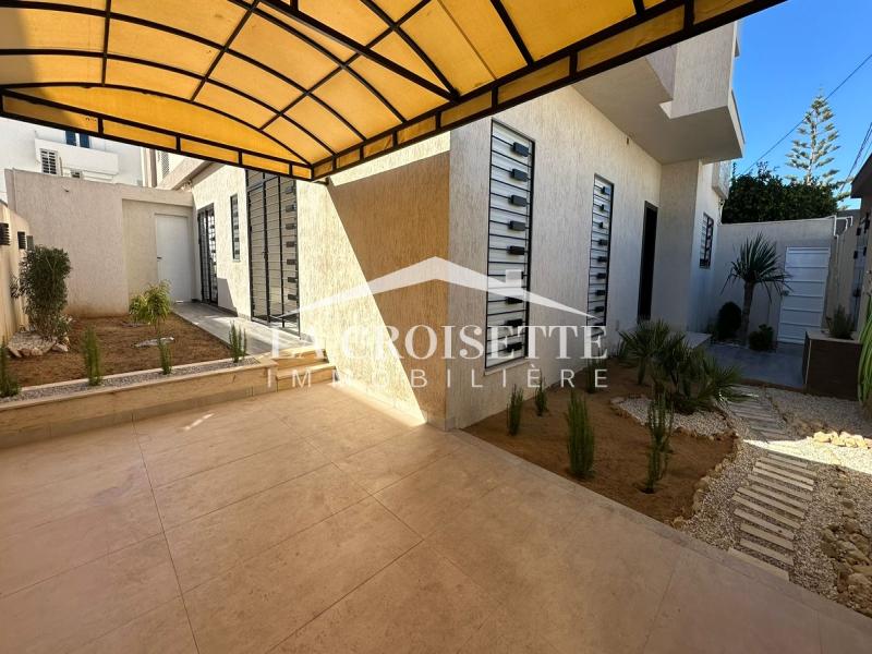 La Marsa&nbsp;Cite Des Juges 2&nbsp;Location&nbsp;Appart. 4 pi�ces&nbsp;Appartement s3 avec jardin � la marsa mal2088