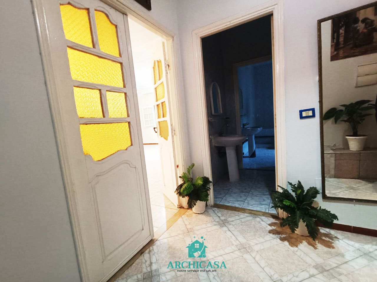 Hammam Lif&nbsp;Hammam Lif&nbsp;Vente&nbsp;Appart. 5 pi�ces+&nbsp;Etage d'une villa avec une  entr�e ind�pendante