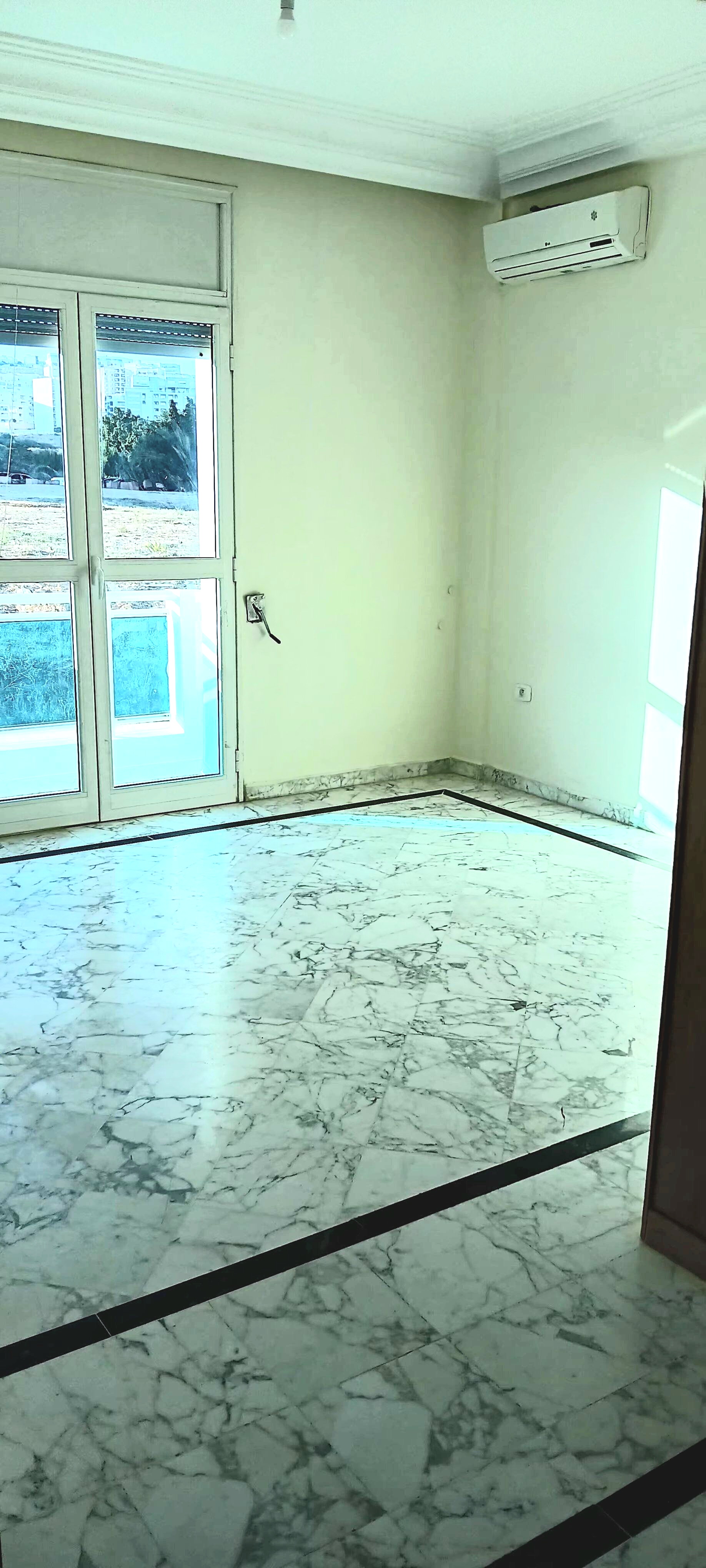 Ariana Ville Cite Ennasr 2 Location Appart. 3 pices S2 ennasr prs kammoun