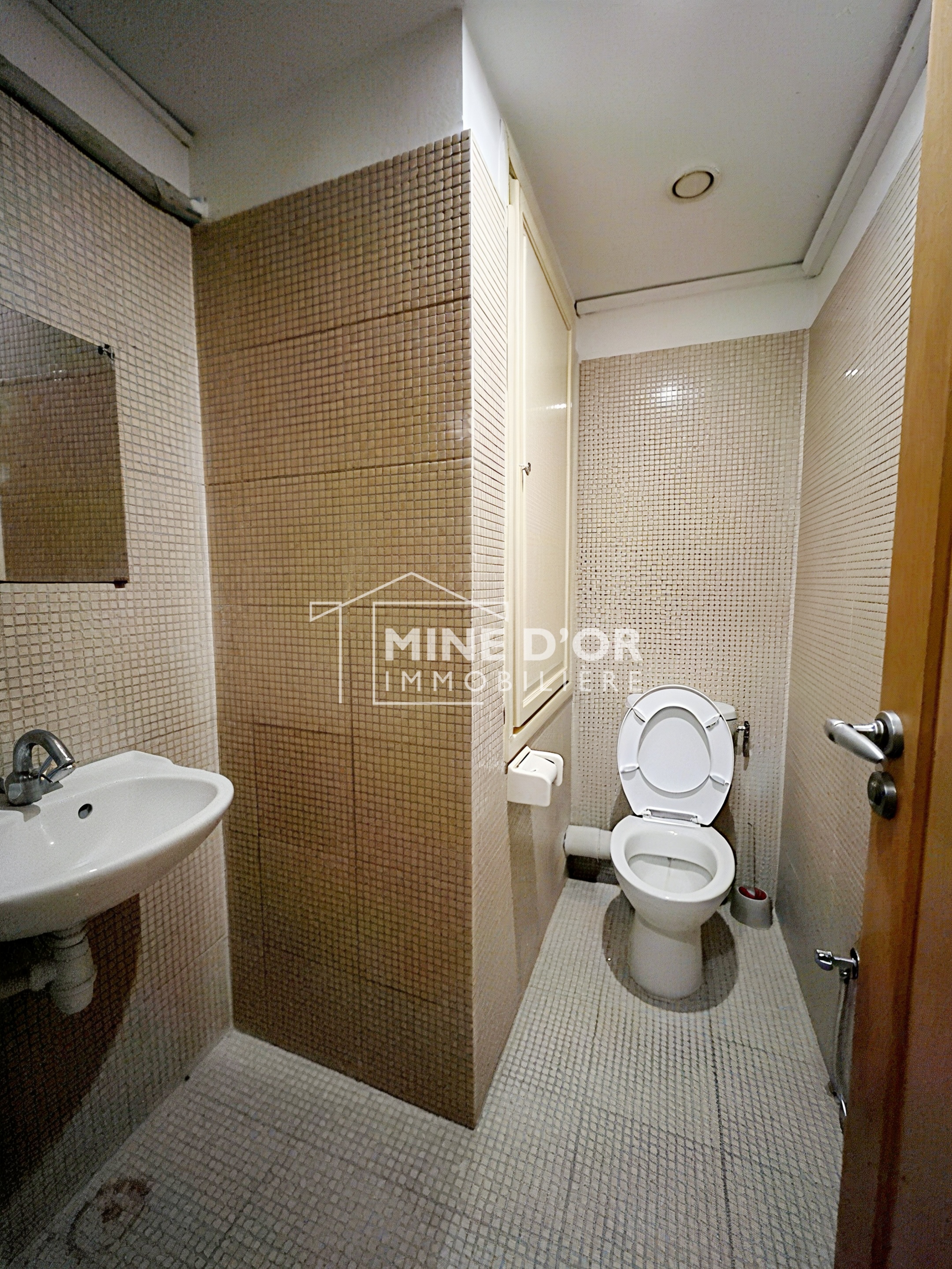 Bab Bhar&nbsp;Montplaisir&nbsp;Bureaux & Commerces&nbsp;Bureau&nbsp;Al bureau en 4 espaces a montplaisir