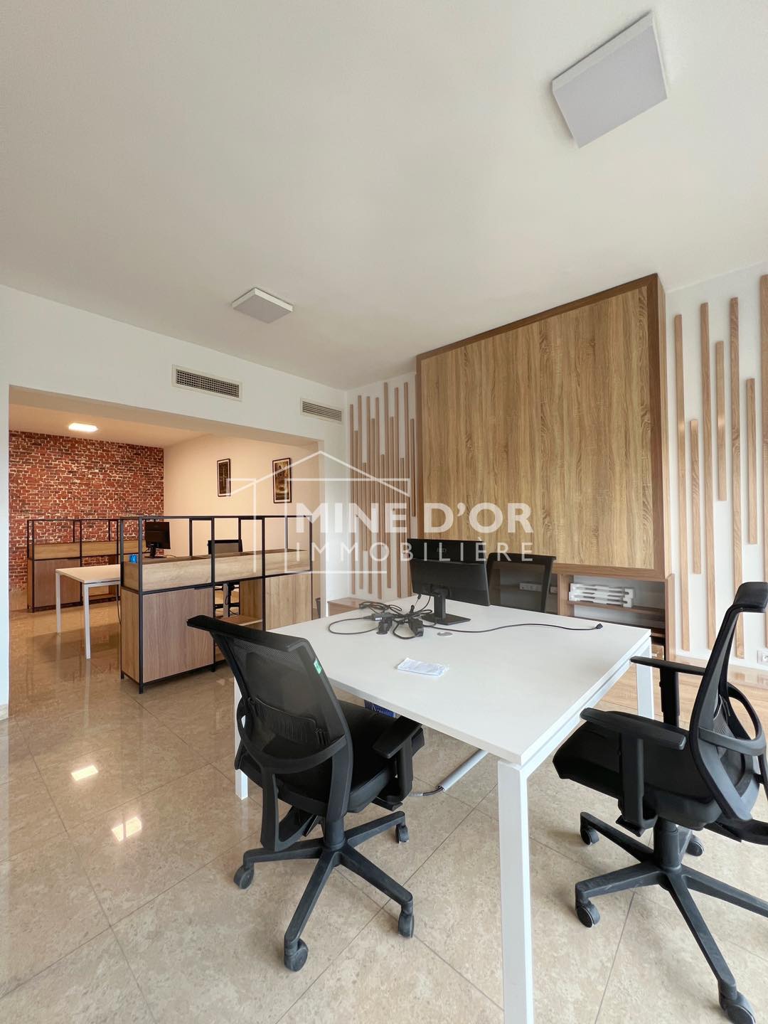 Cite El Khadra&nbsp;Zone urbaine nord&nbsp;Bureaux & Commerces&nbsp;Bureau&nbsp;Al bureau haut standing au centre urbain nord