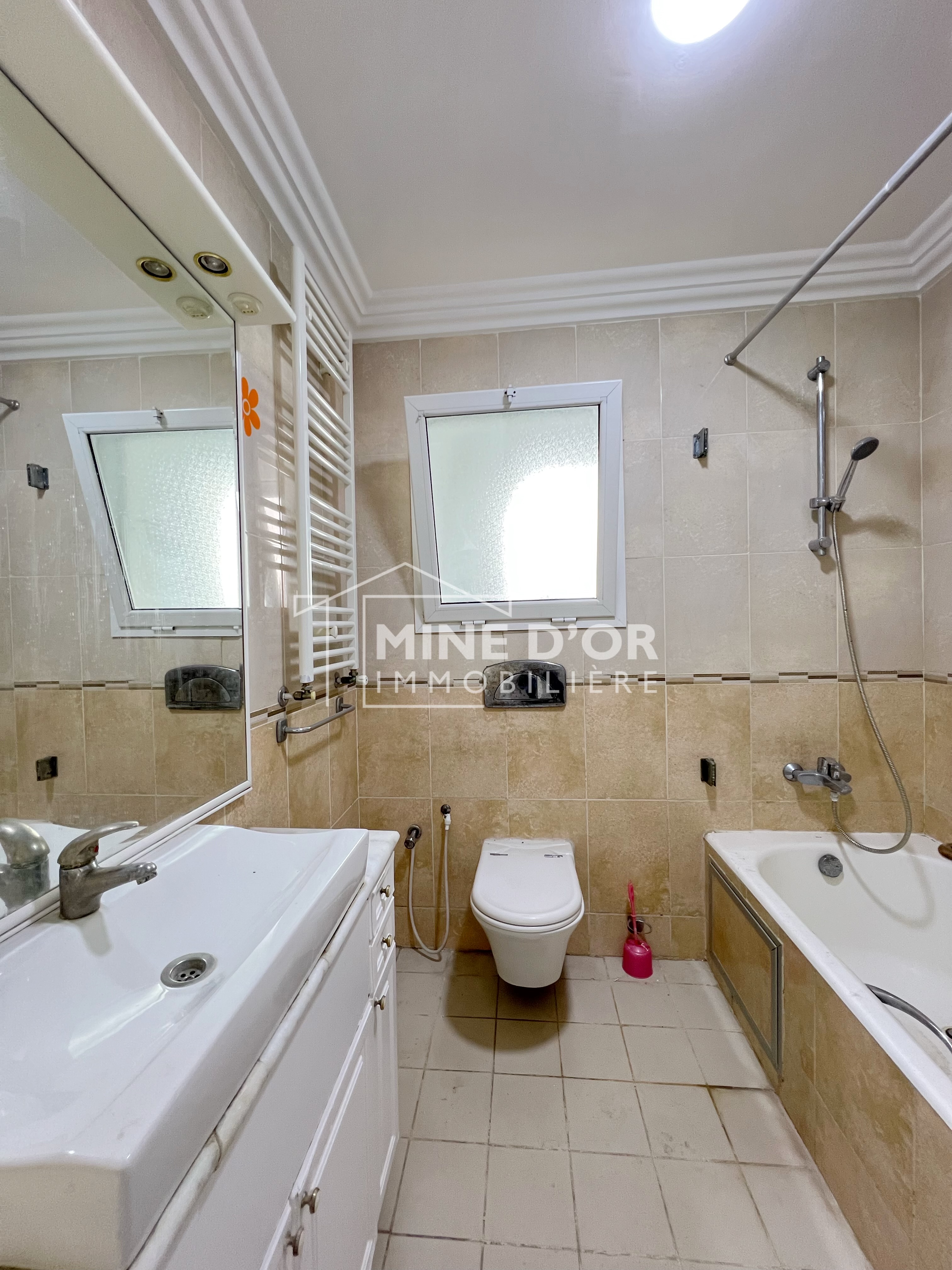 Cite El Khadra&nbsp;Zone urbaine nord&nbsp;Location&nbsp;Appart. 3 pi�ces&nbsp;Al apprt s2 au coeur de centre urbain nord