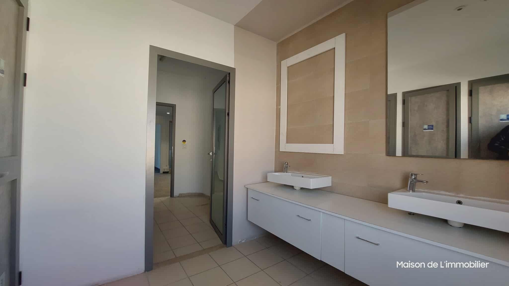 La Soukra Charguia 1 Location Surfaces Plateau bureaux 500 m charguia 1