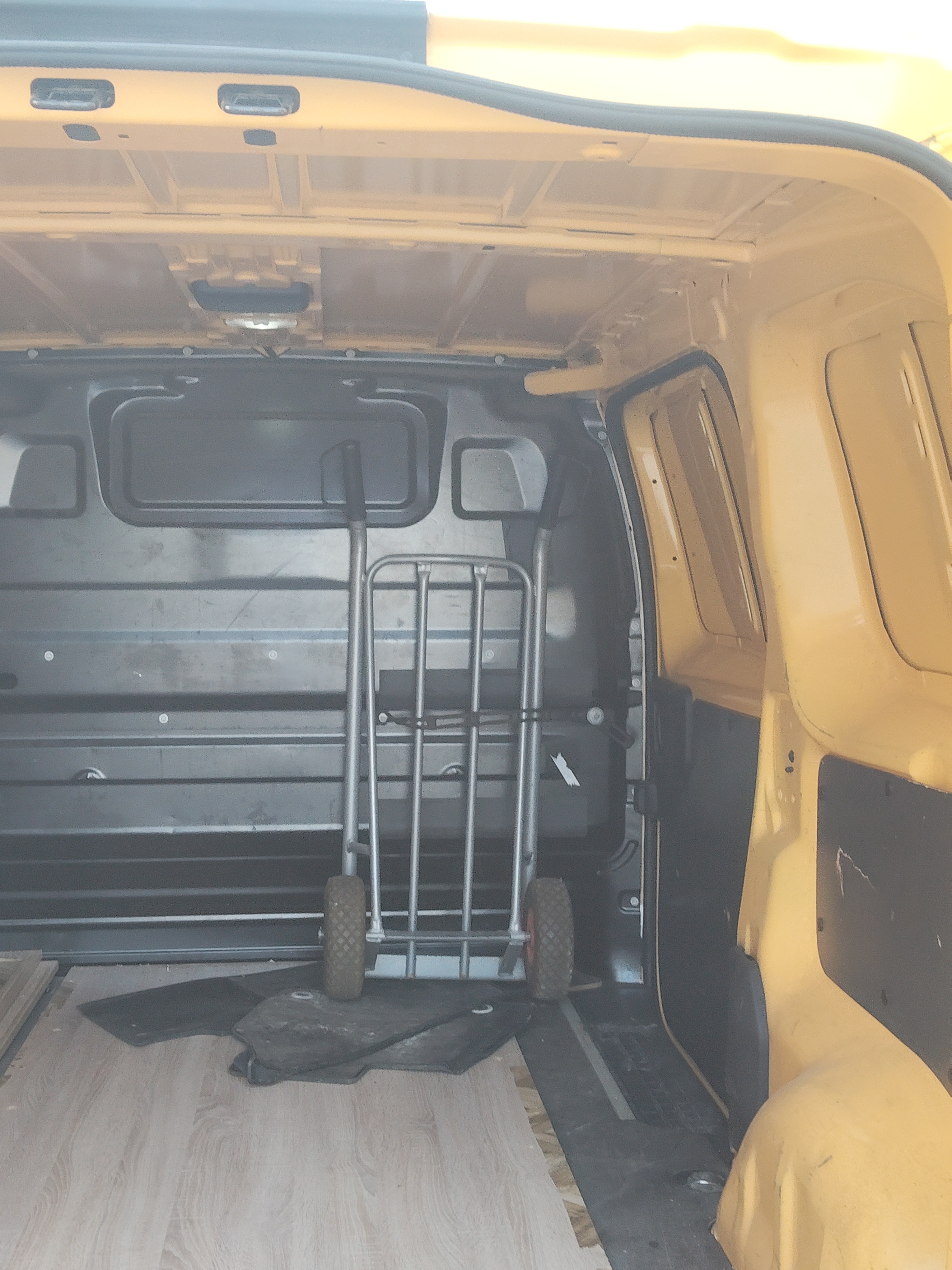 El Mourouj&nbsp;El Mourouj&nbsp;Citroen&nbsp;Jumpy&nbsp;Tr�s bonne �tat g�n�rale